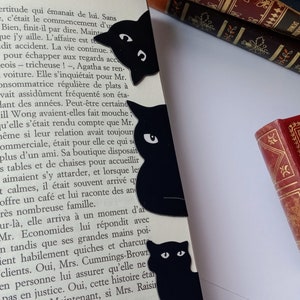 Magnetic black cat bookmarks image 6