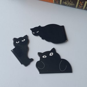 Magnetic black cat bookmarks image 3