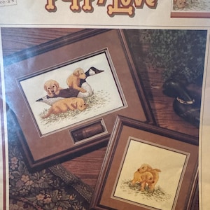 Ulotka haftowana krzyżykiem „Puppy Love”