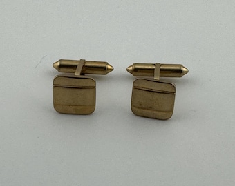 Vintage gold tone cuff links circa 1970s