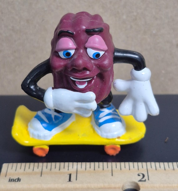 カリフォルニア　ヴィンテージ　スケボー スケートボードに乗るヴィンテージ 1988 カリフォルニア レーズン PVC