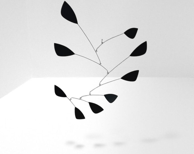 Kinetic design mobile, kinetic art mobile. Black metal mobile, modern matte black mobile, handmade in France, midcentury mobile