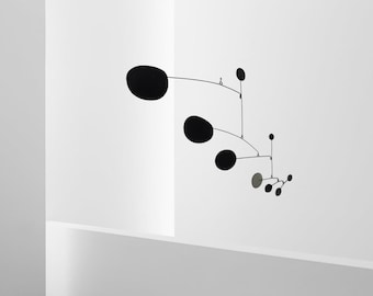 Modern kinetic mobile, black metal mobile sculpture, handmade in France, mid-century, kinetic art, modern black mobile