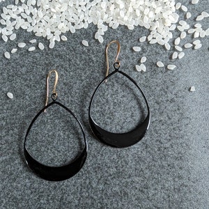 Teardrop Dangle Earrings - Black