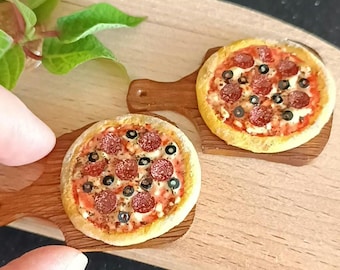 Pizza miniature 1:12 1/6 from polymer clay/ miniature food/ dollhouse miniature/ diorama/ mini pizza/ fast food barbies/ snack/ realistic