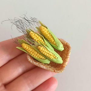 Handgefertigte Polymer Clay Miniatur Maiskolben, Puppenhaus Essen