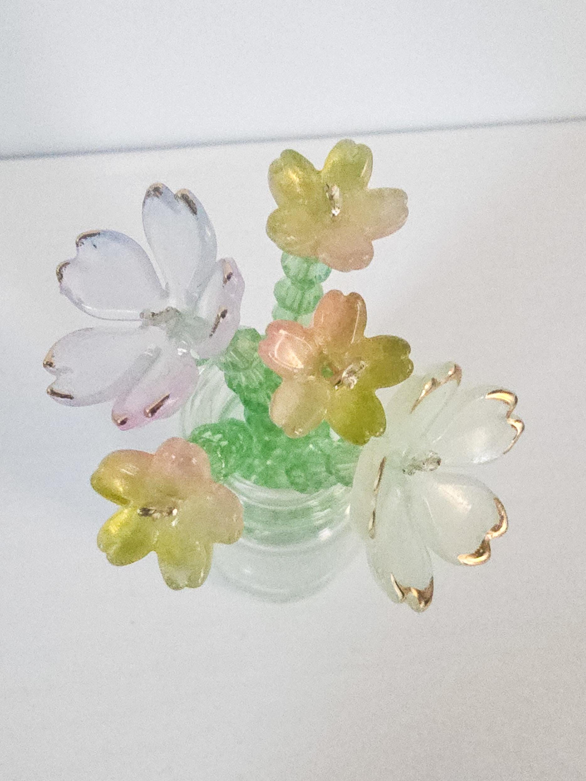Handmade Beaded Flower Magnet in Glass Vase – Whimsical Miniature Floral Decor - Thumbnail 3