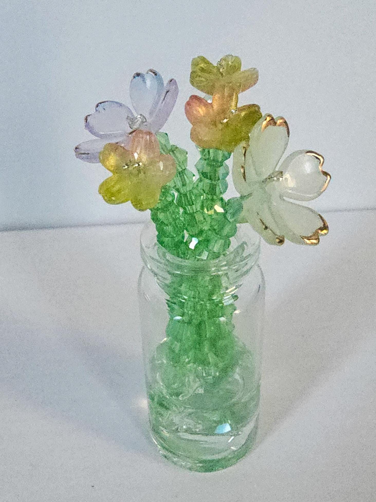 Handmade Beaded Flower Magnet in Glass Vase – Whimsical Miniature Floral Decor