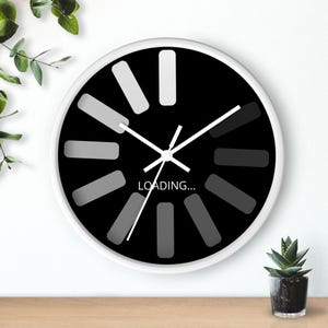 Computer Ladeprozess Wanduhr, Programmierer Geschenk, Tech Büro Dekor, Einzigartige Design Wanduhr, Schwarz Weiß Uhr, Ingenieur Schüler Bild 9