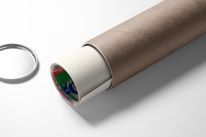 K&ouml;nnte beinhalten: Eine braune Pappr&ouml;hre mit einer wei&szlig;en Papierrolle im Inneren. Die Papierrolle hat einen bunten Rand.