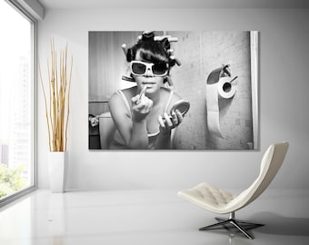 Makeup Wall Art Bathroom Wall Art Girl on the Toilet Lipstick Art Makeup Room Decor Toilet Wall Art Woman On Toilet