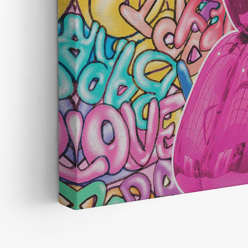 K&ouml;nnte beinhalten: Eine pinkfarbene, blaue und gelbe Graffiti-Wand mit dem Wort "LOVE" in gro&szlig;en, pinkfarbenen Buchstaben.