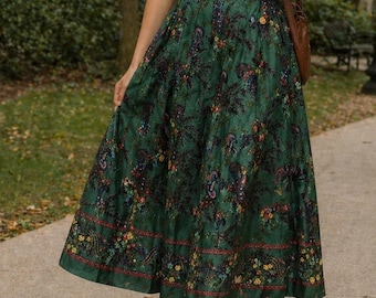 Susan Bristol Vintage Green Paisley Floral Maxi Skirt Cottagecore Rayon Size 8