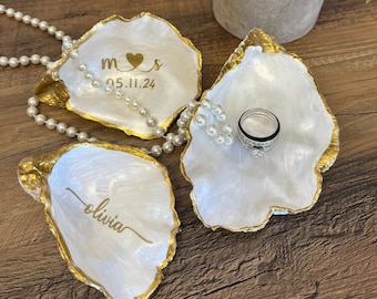 Personalized Oyster Jewelry Dish, Custom Wedding Gift, Trinket Dish, Personalized Gift , Engagement Gift, Gold Oyster Shell Ring Dish