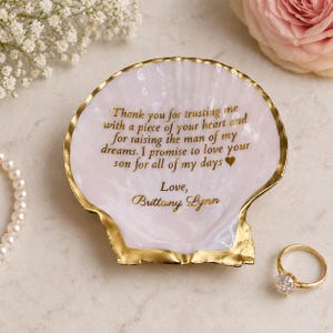 Regalo personalizado para la madre del novio, plato de recuerdo de boda, gracias por criar al hombre de mis sueños, plato de joyería personalizado, regalo nupcial