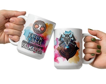 Wikinger-Tasse mit Schildäxten – von Walhalla inspirierte Kaffeetasse, 11oz und 15oz Optionen, perfektes Geschenk für Fans der nordischen Mythologie