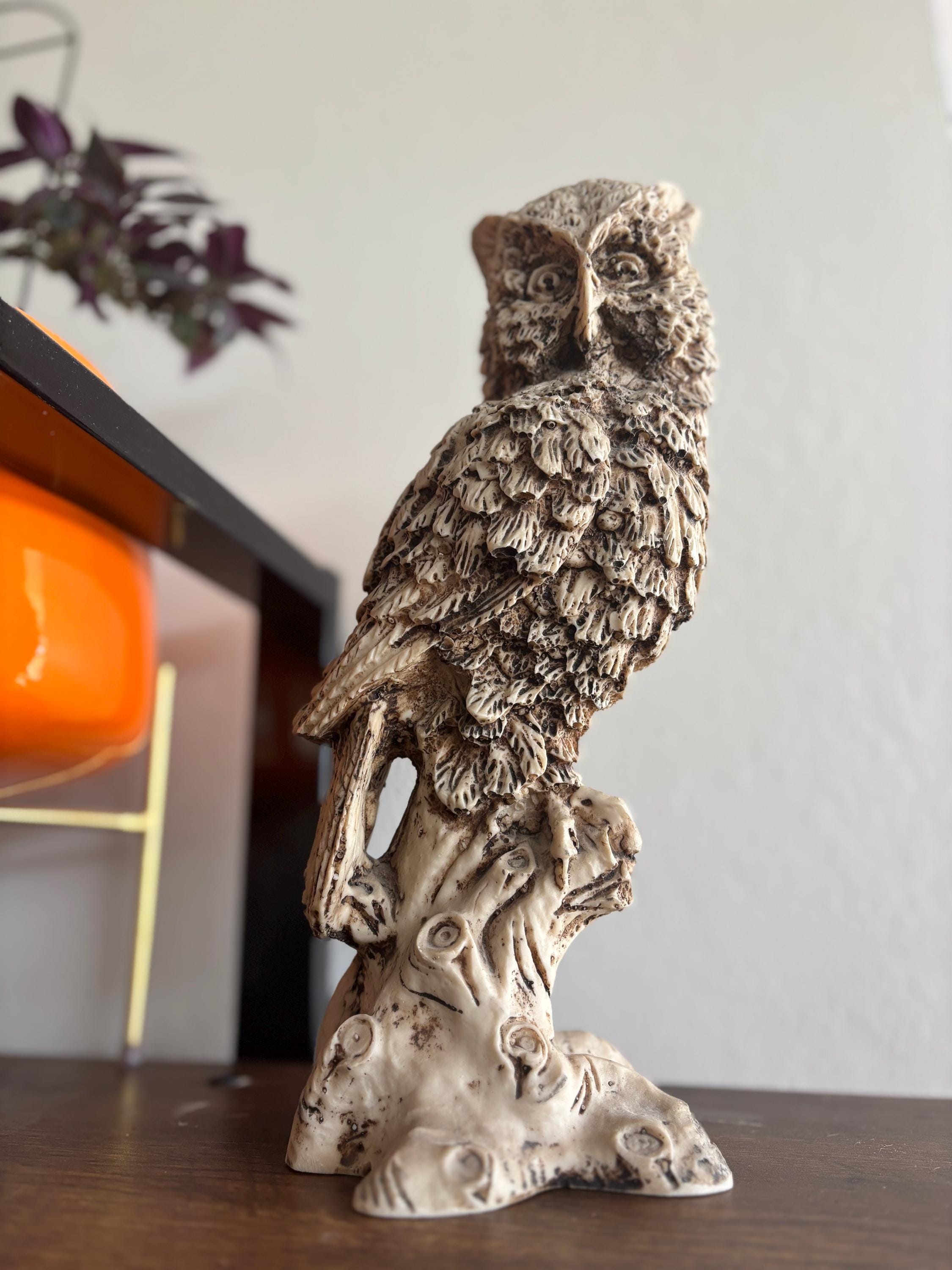 フクロウ彫刻 陶器 1970年代の樹脂製フクロウの像 - Etsy 日本