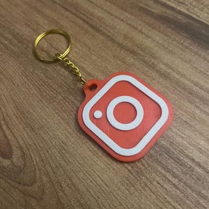 NFC Tag Keychain | Instagram Logo Custom | 3D Printed