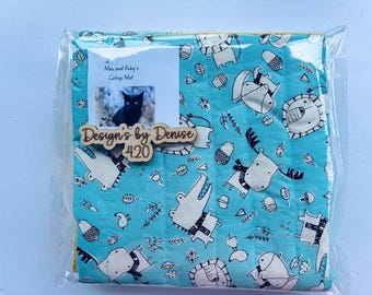 Cat nip mats,for play.