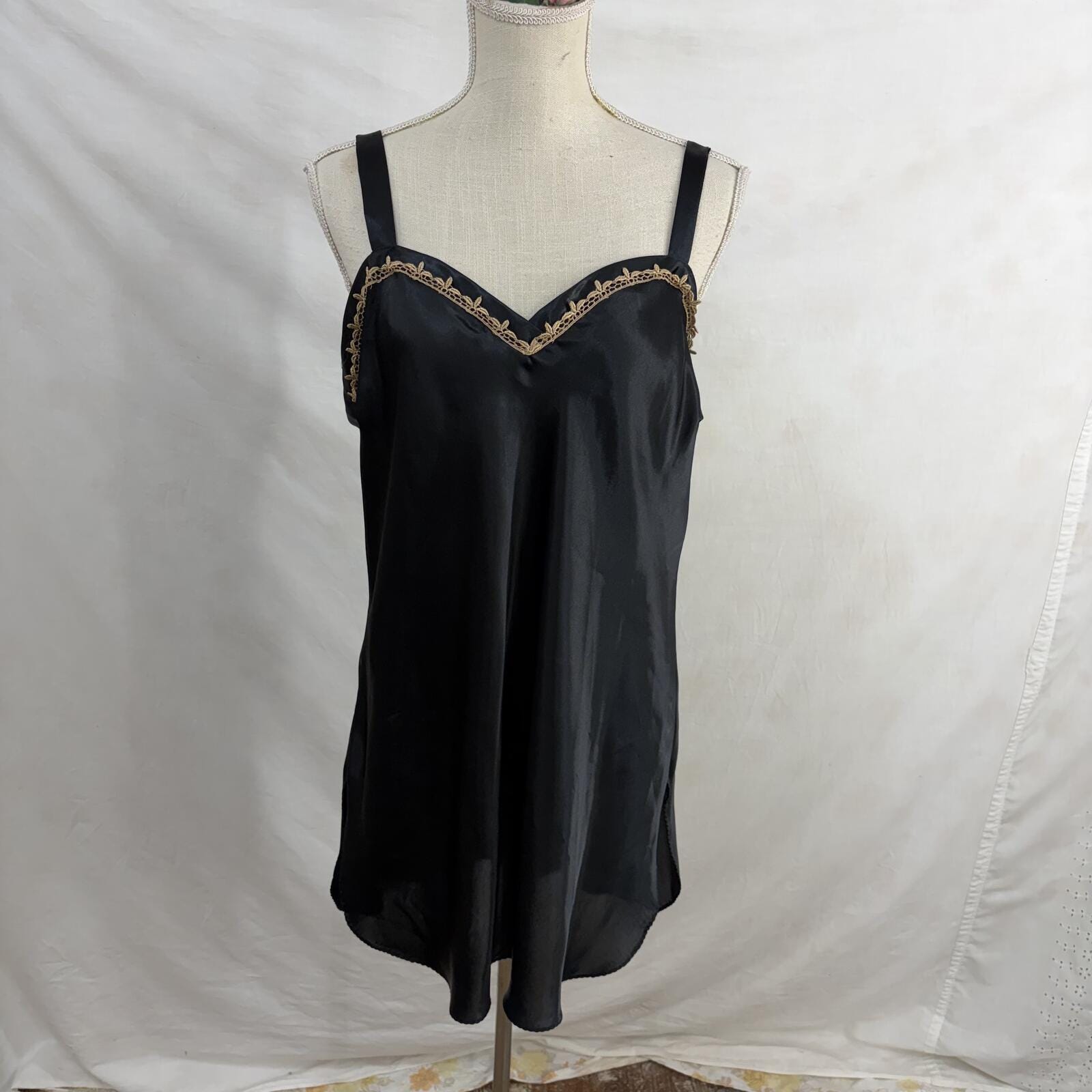 90s night dress Vintage Women's 90s Black Red Gold Metallic Sparkle Botanical Floral P –  Vetted Vintage main image 1