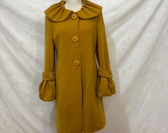 Vtg Y2K Senapsfärgad Butik Sule dramatisk kragekappa