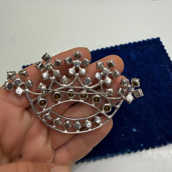Sterling crown brooch vintage 1940s/50s - image 3