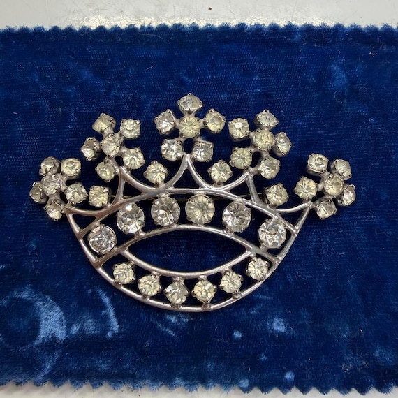 Sterling crown brooch vintage 1940s/50s - image 1