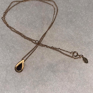 Vintage Avon teardrop amethyst colored glass necklace