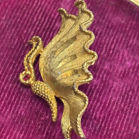 蝶のヴィンテージブローチ モルフォ蝶のヴィンテージブローチ シルバー製 | IgnAPoat