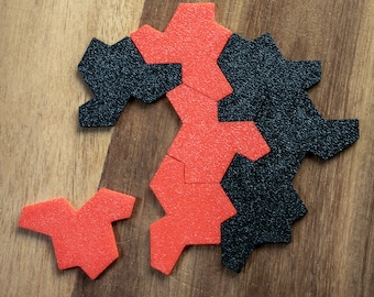Ein Stein Hat Tiles: Aperiodic Tessellating Puzzle, 3D Printed (Set of 24)