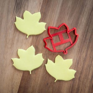 Tulip Tree Leaf Cookie Cutter | Several Sizes