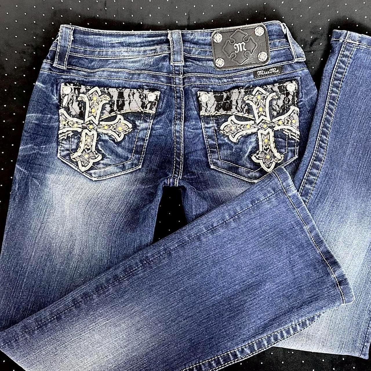 00s MissMe ブーツカットデニム 刺繍 ラインストーン y2k ギャル Miss Me? Cross Lace Embellished 2000's Low Rise Bootcut Jeans