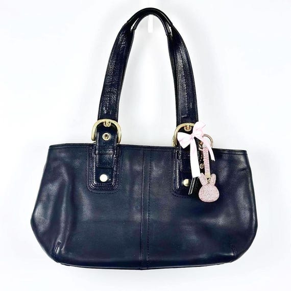 Coach Black 2000s Leather Purse. Flawless Grunge Glam Piece 