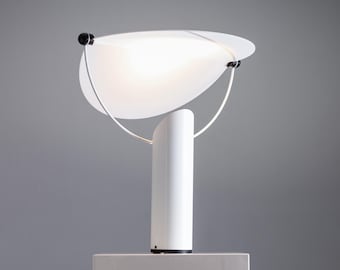 1985 ''Disc'' table lamp by Walter Leeman for Ateljé Lyktan