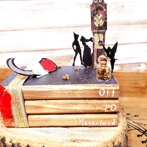 Peter Pan decor, Peter pan centerpiece, Disney decor, Peter Pan party, Tinkerbell decor, Disney handmade gift, Tinkerbell party gift