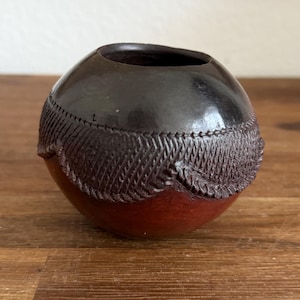 Kleiner Vintage Afrikanischer Zulu Topf