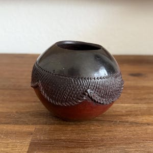 Small Vintage African Zulu Pot