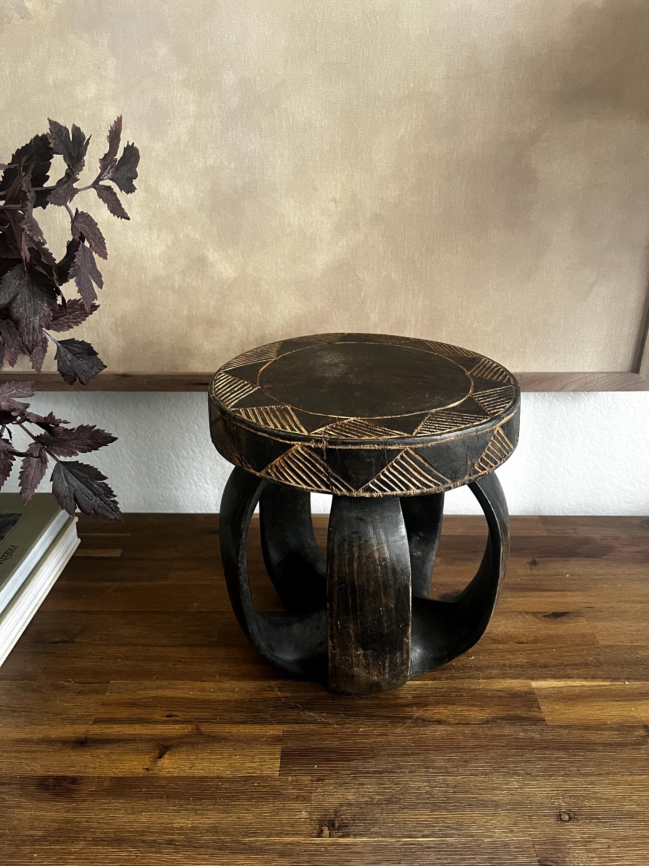 希少なヴィンテージアフリカンバガラウンドスツール - Etsy 日本