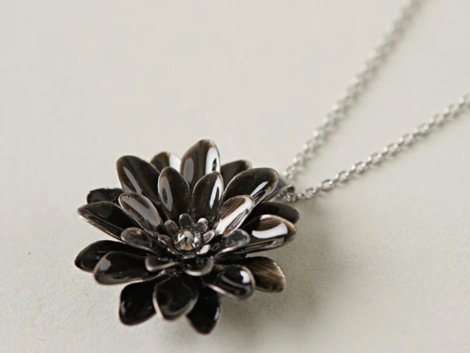 Lila Peacock Dahlia Necklace