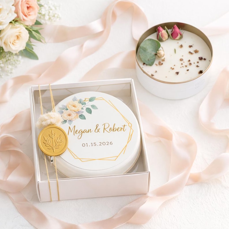 Personalized Soy Wax Candle Favors – Wedding Gift Box With Wax Seal - Etsy