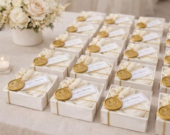 Rose Shaped Soy Candle Favor with Gift Box – Personalized Gifts for Wedding, Bridal, Baby Shower – Elegant Floral Candle