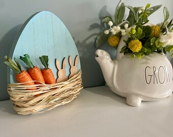 Wooden Easter egg shelf sitter