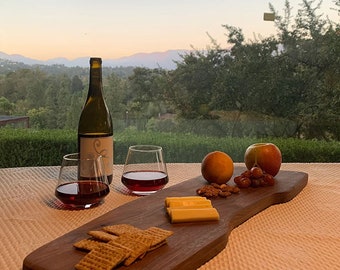 Tablas de cortar artesanales / Tablas de charcutería / Nogal / Madera de origen local / Regalos