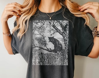 Gothic Black Cat Tshirt,  Shirt, Cat Shirt, Black Cat Shirt, Gothic Shirt, Halloween Gift, Halloween Shirt, Gift for Him,Gift for Her
