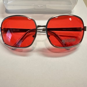 Occhiali da sole Tyler Durden, occhiali da sole Fight Club, NUOVI Oliver Peoples 523, costume rosso di Brad Pitt