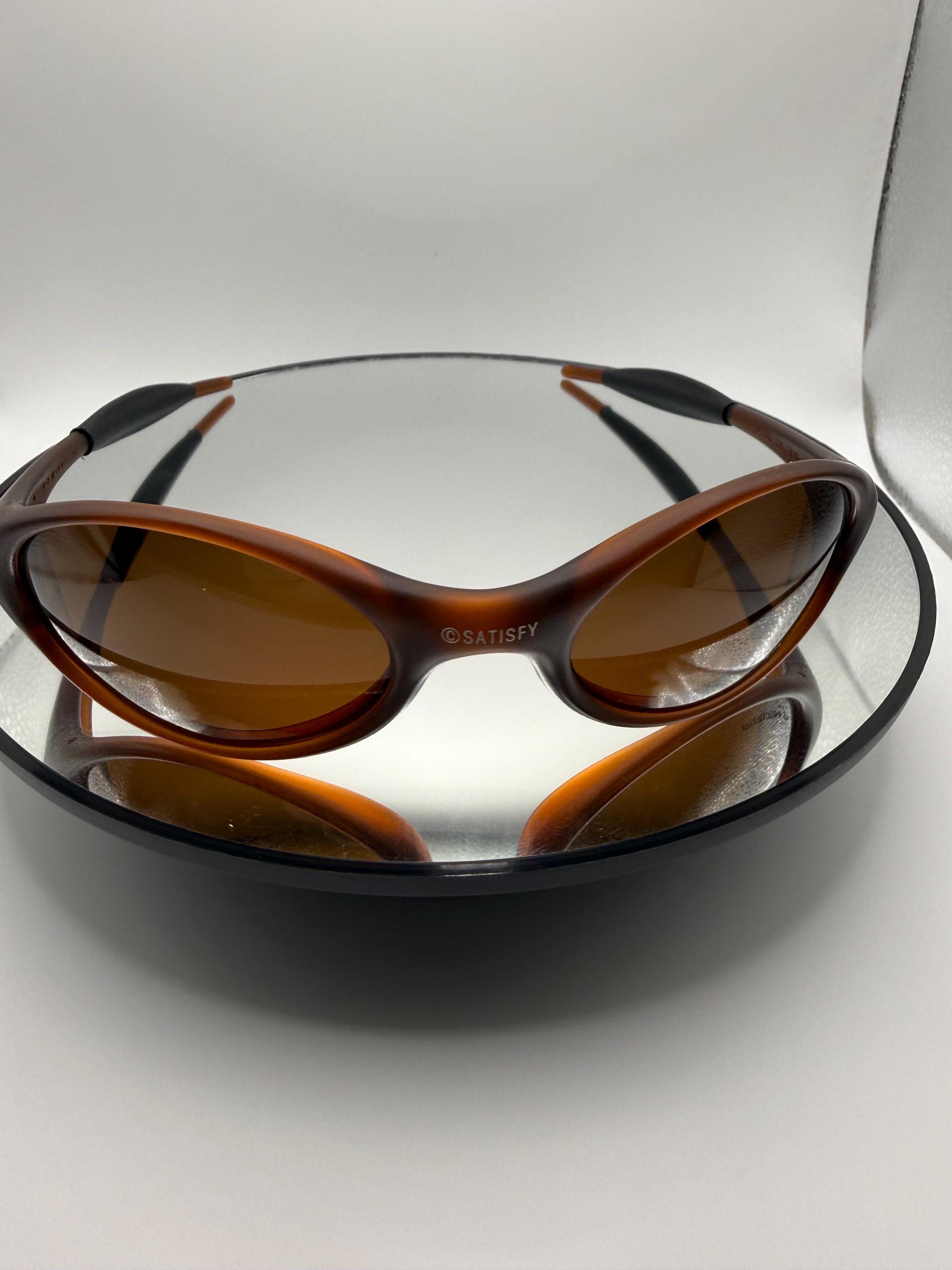 Oakley c wire sunglasses - Etsy 日本