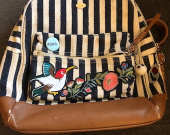 Personalisierter Mini Rucksack mit Schlüsselanhängern