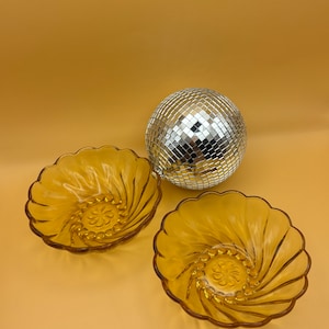 Set of 2 Hazel Atlas Amber Capri Swirl Bowls, Vintage Hazel Atlas, Amber Bowls
