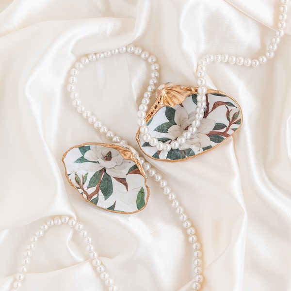 Decorative Seashell Jewelry Dish | Magnolia Design