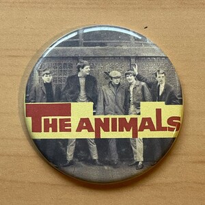 THE ANIMALS uk blues rock garage pin badge button Eric Burdon proto byrds Beatles Rolling Stones golden ear-rings small faces easybeats mc5